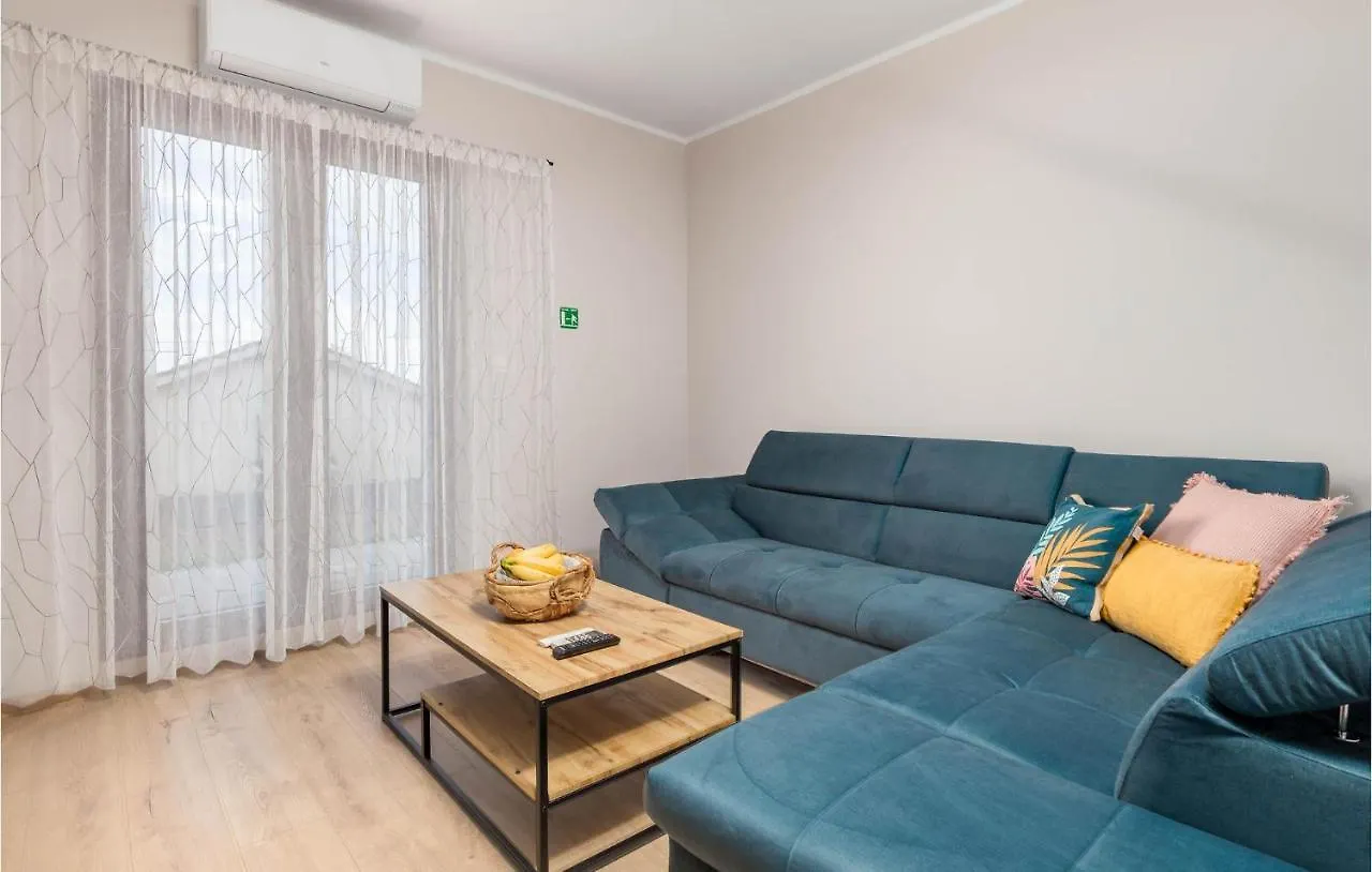 Beautiful Apartment In Lovran With Wifi 0*,  Hırvatistan